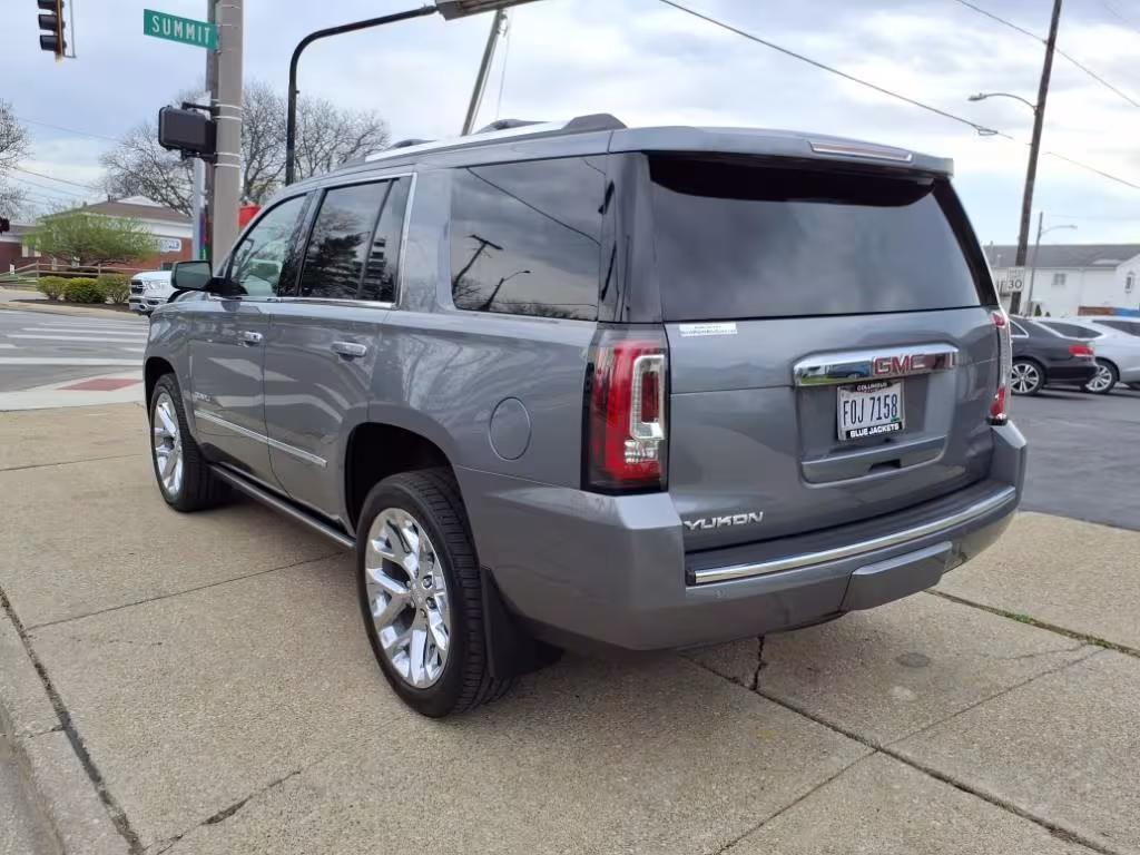 2019 GMC Yukon - 1GKS2CKJ6KR238092 - Image #26